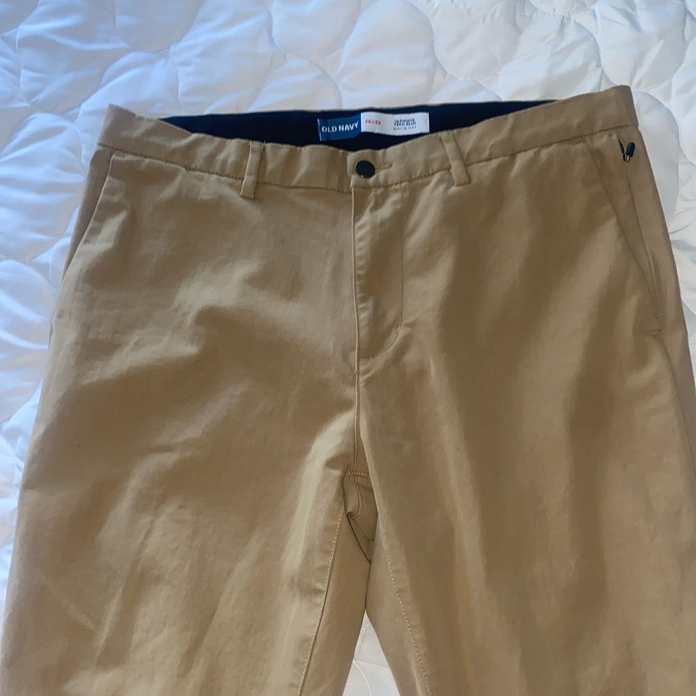 Old Navy Ultimate Tech Slim Pants